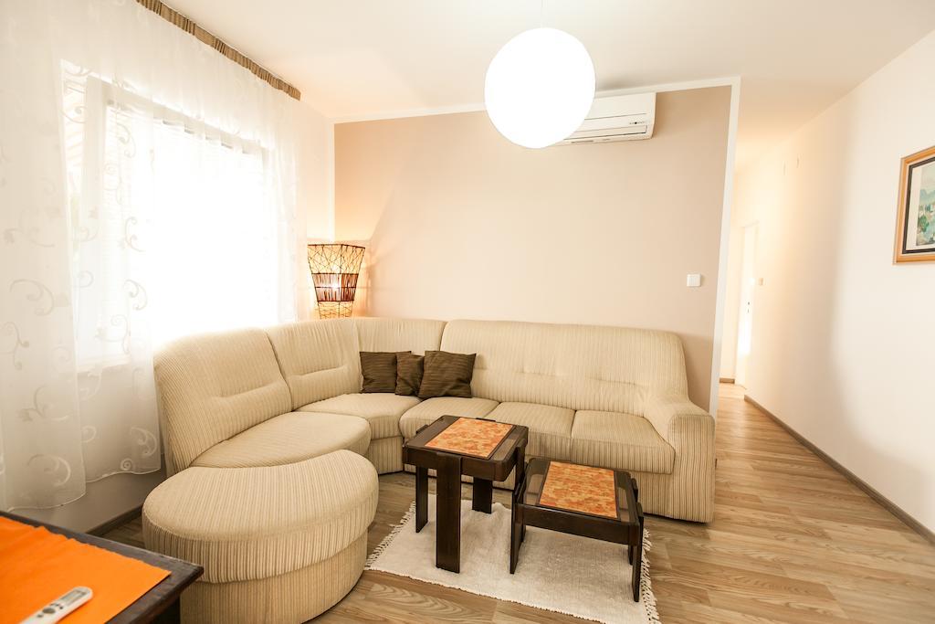 Villa Maria Krk Town Habitación foto